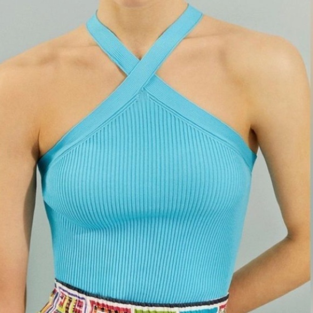 Black Ribbed Cross-Strap Tank Top - Picture 2 of 7